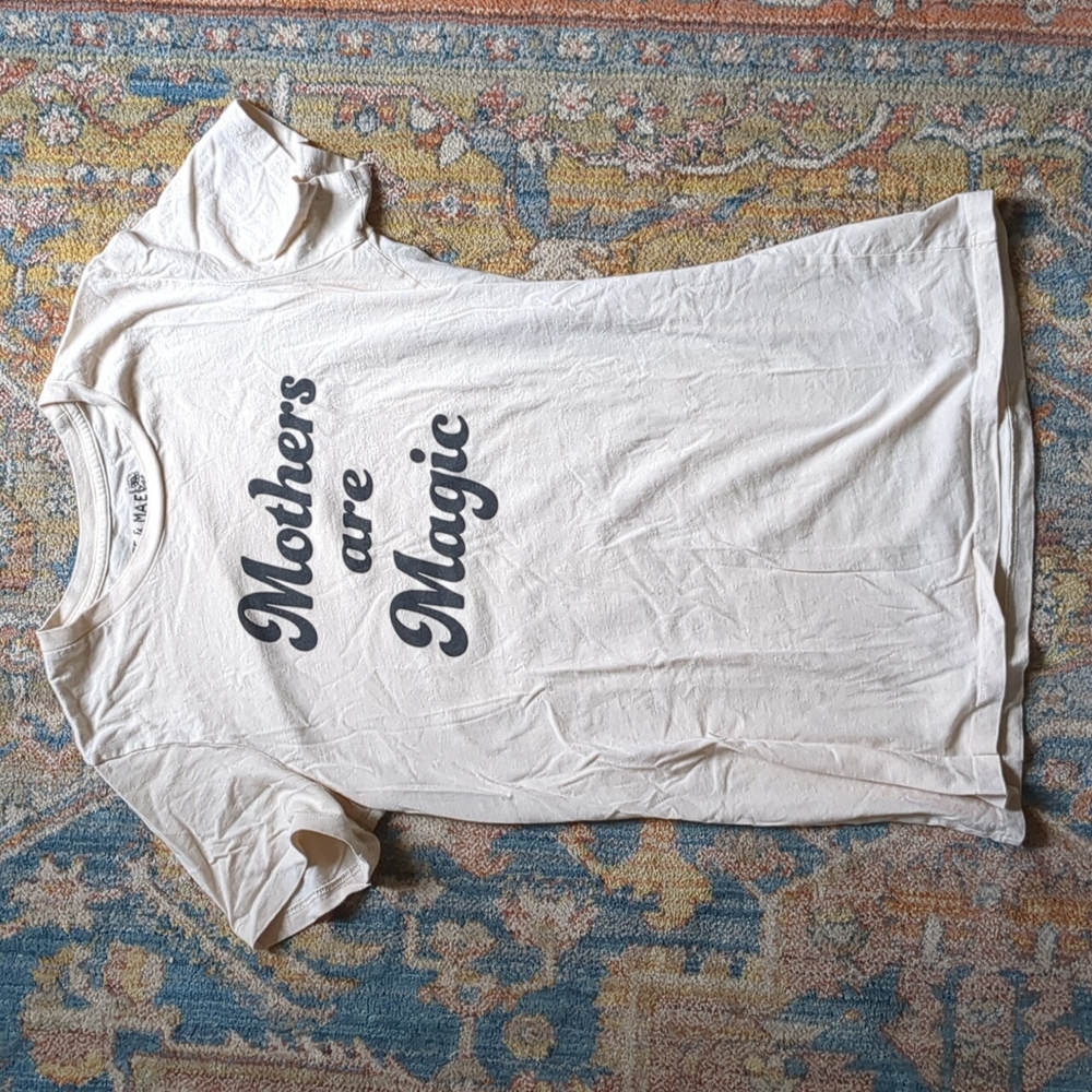 Bee & Mae Mother Shirt